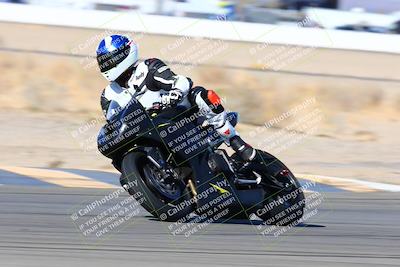 media/Jan-08-2022-SoCal Trackdays (Sat) [[1ec2777125]]/Turn 14 Outside (1050am)/